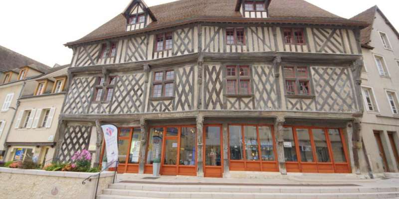 Office de Tourisme - Maison du Saumon