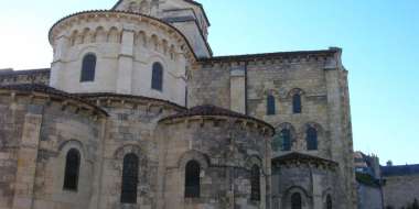 Découvrir l’église romane Saint-Etienne 