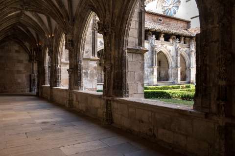 Le cloitre de la cathédrale Saint-Etienne
