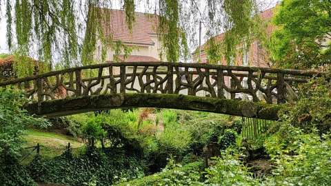Petit pont du centre ville sur l'Ancre