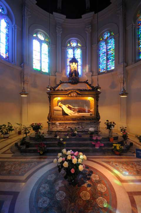 Chasse de Saint Thérèse au Carmel