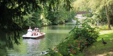 Faire du pédal'eau à la Petite Venise