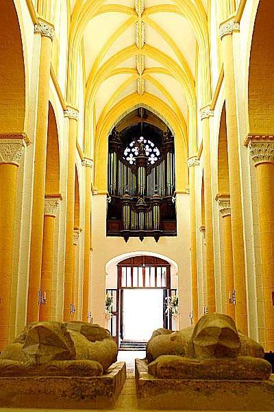 Les gisants et l'orgue
