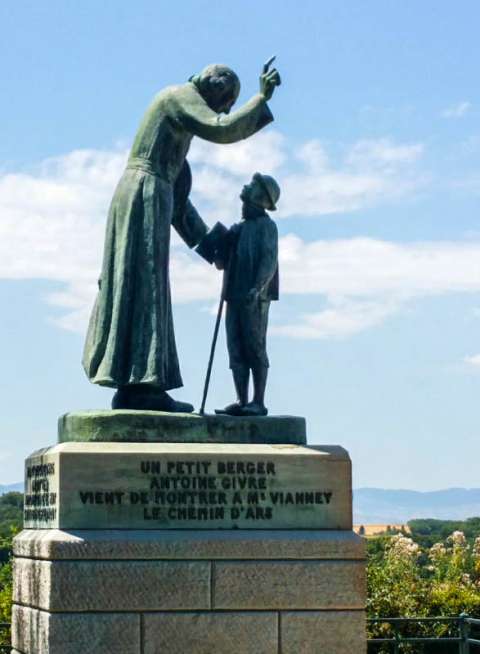 Statue of the Priest of Ars and the shepherd boy