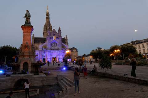 Basilica at night